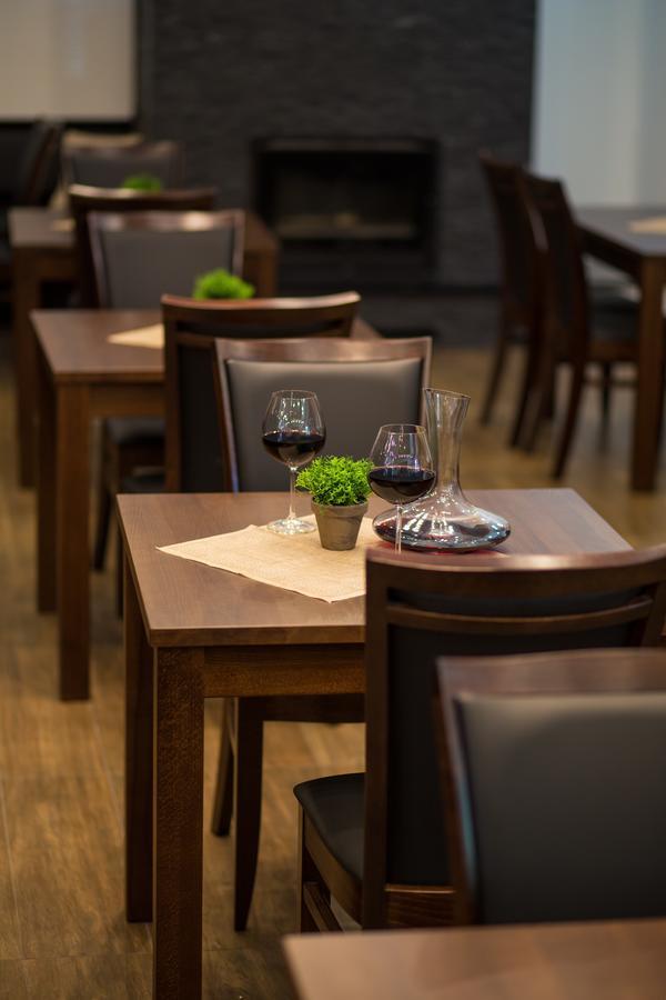 Hotel Daro Banska Stiavnica Ngoại thất bức ảnh